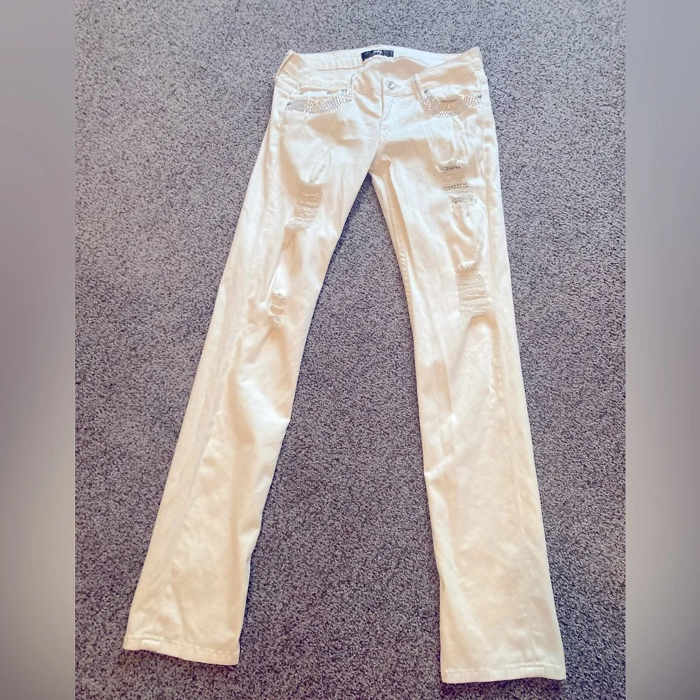 A7 white jeweled jeans. Size 27. Ripped accents, jeweled throughout. Fabulous - Picture 1 of 7
